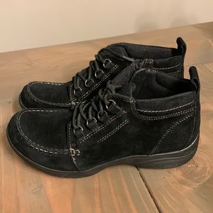 Earth Origins Diane Boot